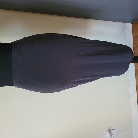 Express Women's Pencil skirt - Picture 2 of 3